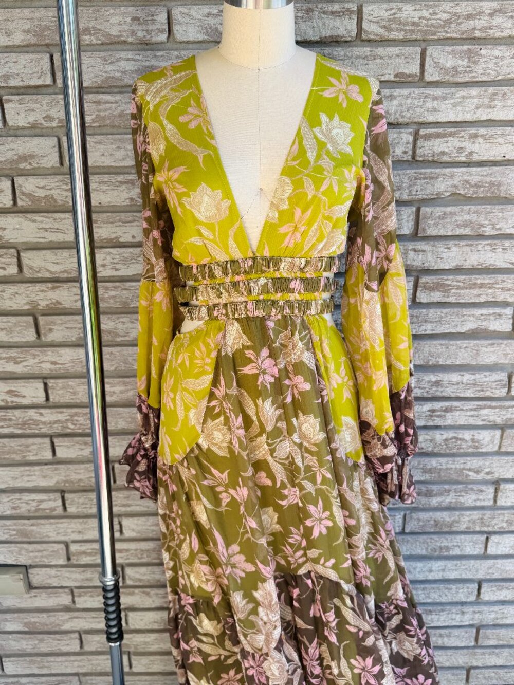 NWOT ASOS DESIGN Mixed Floral Cutout Midi Dress Blouson Sleeve Size 6